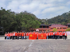義務(wù)植樹丨德晟集團(tuán)舉辦“綠美清遠(yuǎn) 你我共植”新時代文明實踐活動